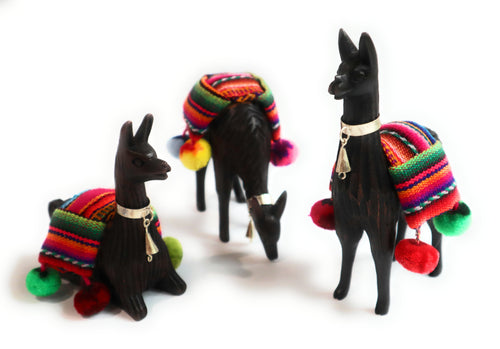 Llamas Scene. Hand Carved Wood Figurines with Peruvian Textiles 6